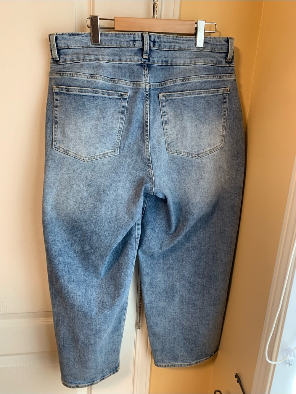 High-Rise Light Wash Wide Leg Jeans - Picture 2 of 7